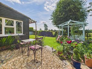 Garden and Seating- click for photo gallery